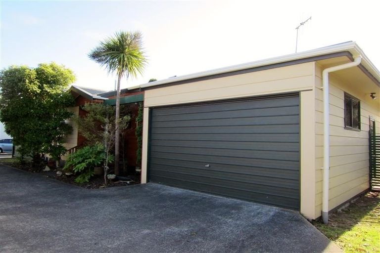 Photo of property in 90a Michael Road, Paraparaumu Beach, Paraparaumu, 5032