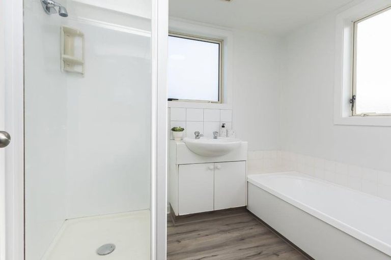 Photo of property in 2/34 Mona Vale Avenue, Riccarton, Christchurch, 8011