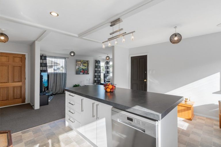 Photo of property in 15 O'leary Street, Hoon Hay, Christchurch, 8025