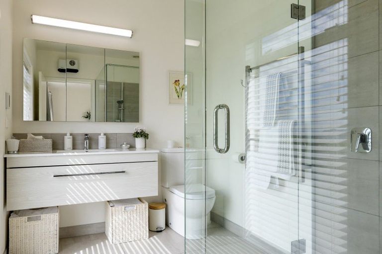 Photo of property in 97 Highland Drive, Acacia Bay, Taupo, 3385