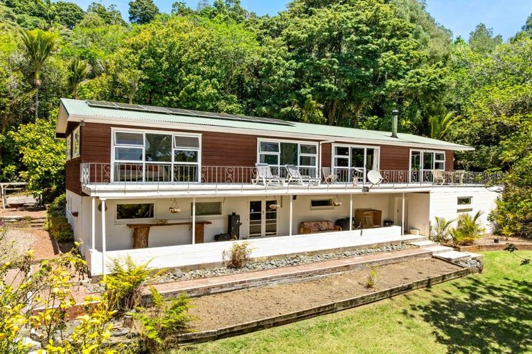 Photo of property in 260 School Road, Waimauku, 0881
