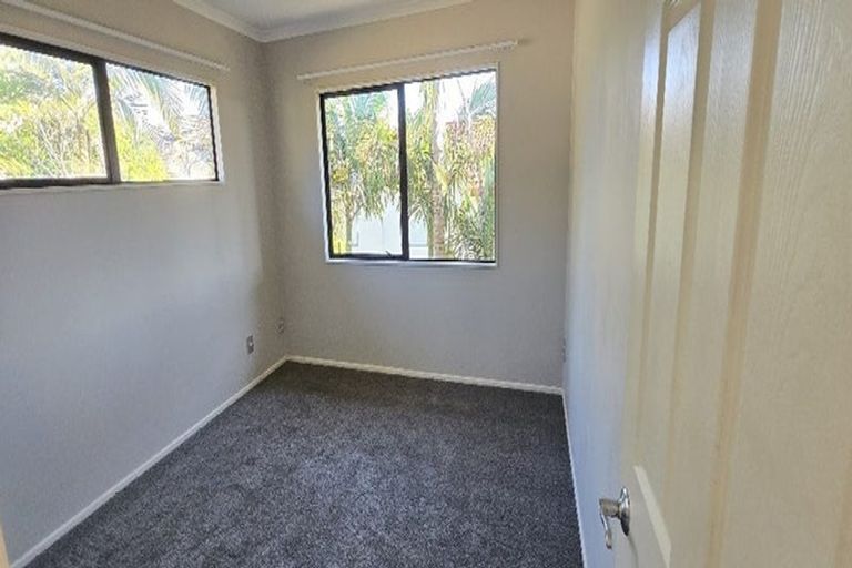 Photo of property in 17 Skye Road, East Tamaki Heights, Auckland, 2016
