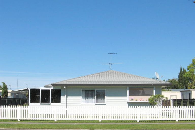 Photo of property in 480a Aberdeen Road, Te Hapara, Gisborne, 4010
