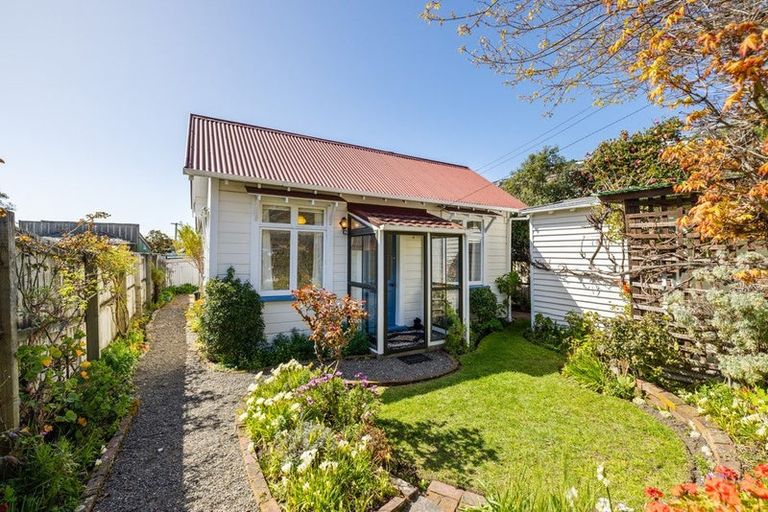 Photo of property in 63 Dryden Street, Sumner, Christchurch, 8081