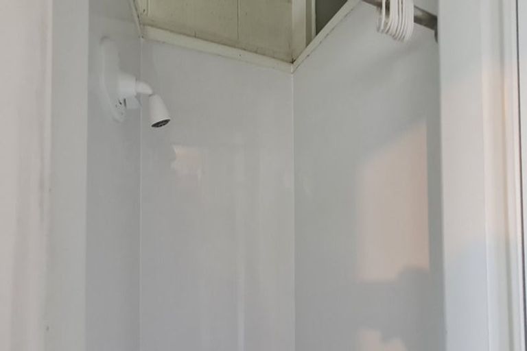 Photo of property in 2/81 Christmas Road, Manurewa, Auckland, 2102