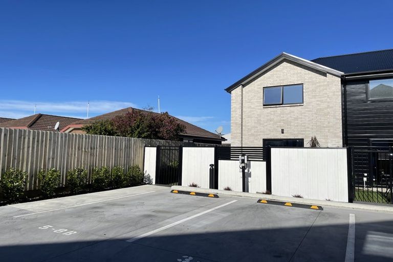 Photo of property in 8b/5 Taramea Place, Addington, Christchurch, 8024