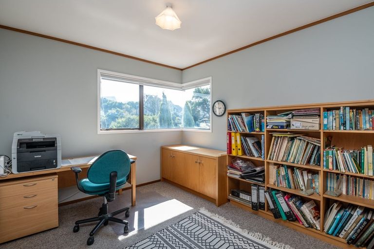 Photo of property in 26 Burbank Crescent, Churton Park, Wellington, 6037