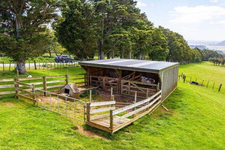 Photo of property in 137 Going Road, Ruatangata West, Kamo, 0185
