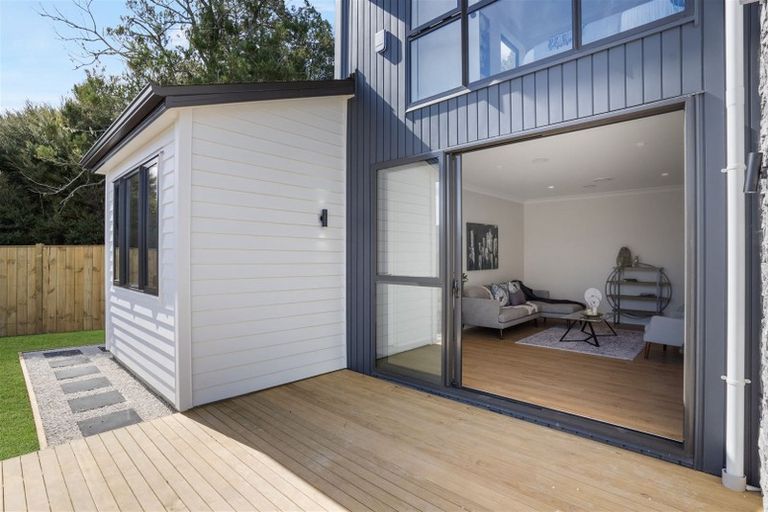 Photo of property in 42 Drumbuoy Drive, Flat Bush, Auckland, 2019