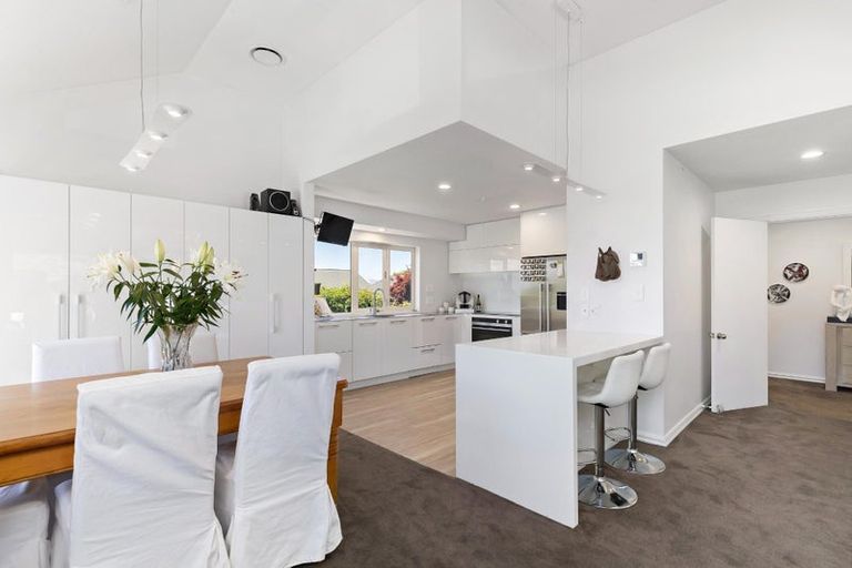 Photo of property in 66 Hensman Road, Queenstown, 9300