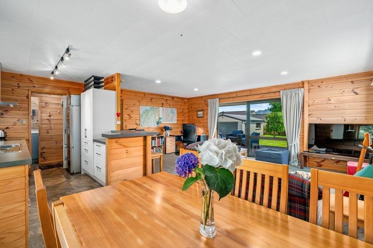 Photo of property in 48 Meadowstone Drive, Wanaka, 9305