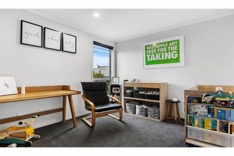 Photo of property in 15 Tippet Crescent, Wigram, Christchurch, 8025