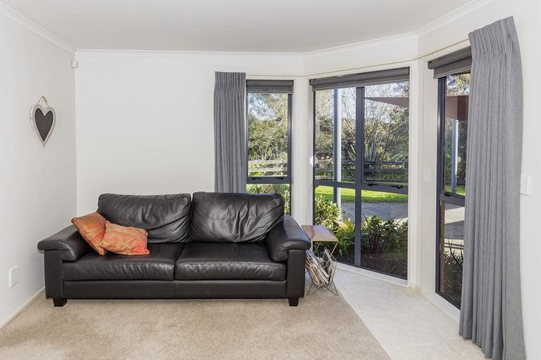 Photo of property in 14 Mcentee Road, Waitakere, Auckland, 0816