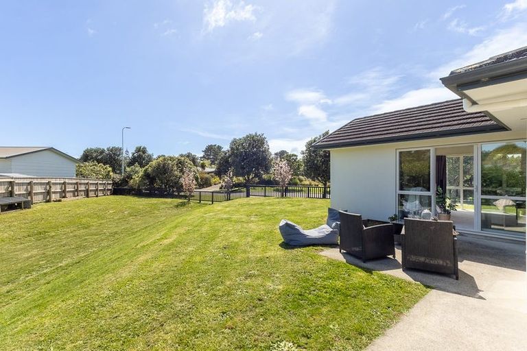 Photo of property in 10 Tamihana Street, Otaki, 5512