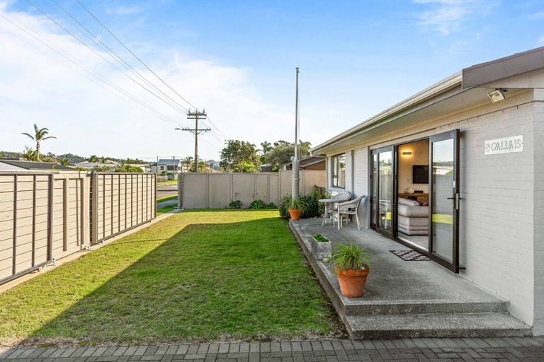 Photo of property in 408 Ocean Road, Whangamata, 3620
