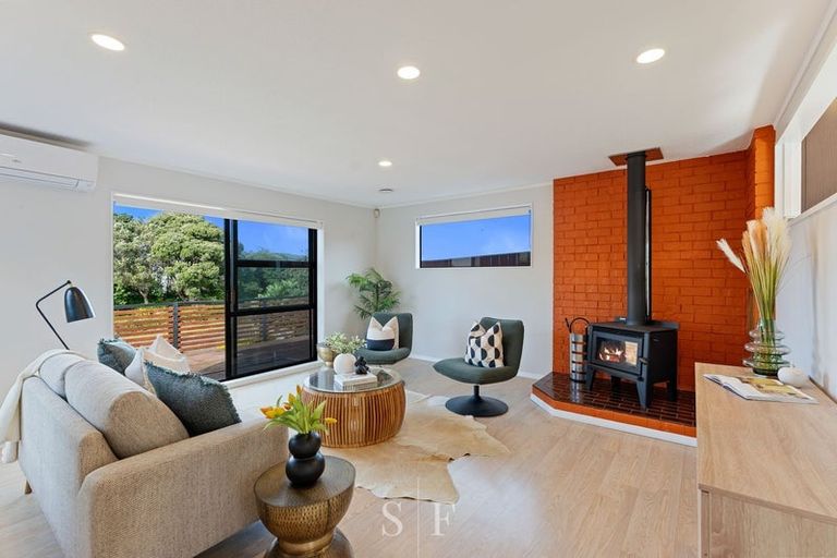 Photo of property in 179 Tutere Street, Waikanae Beach, Waikanae, 5036
