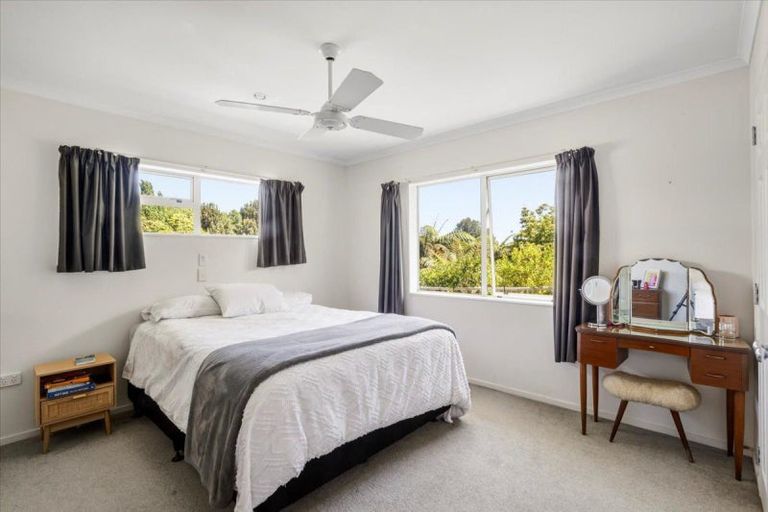 Photo of property in 16 Eclipse Terrace, Welcome Bay, Tauranga, 3112