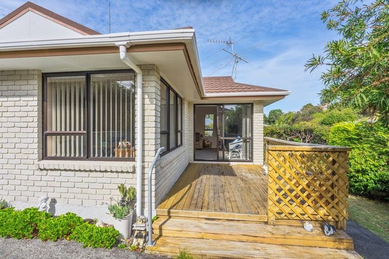 Photo of property in 28 Weggery Drive, Waikanae Beach, Waikanae, 5036