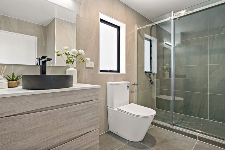 Photo of property in 1d Kairanga Street, Mangere East, Auckland, 2024