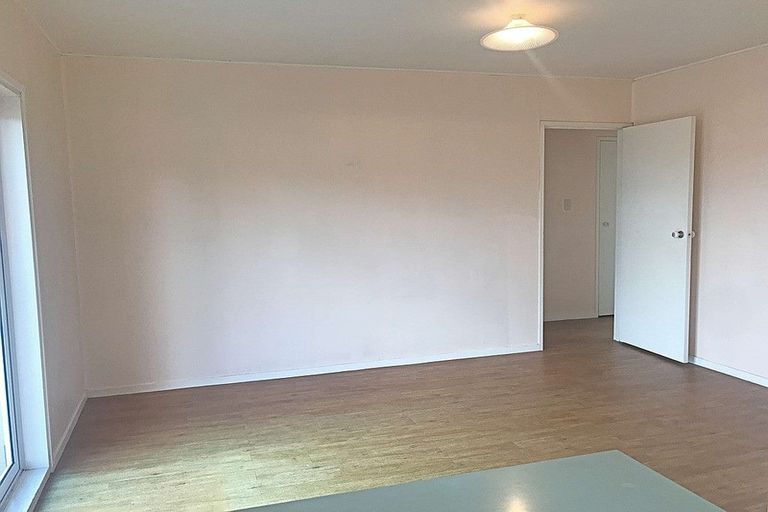 Photo of property in 11 Walworth Avenue, Pakuranga Heights, Auckland, 2010