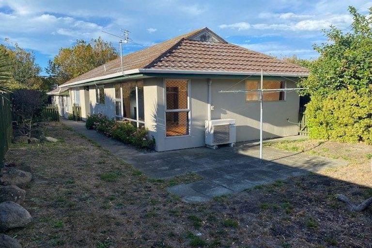 Photo of property in 2/48 Linwood Avenue, Linwood, Christchurch, 8011