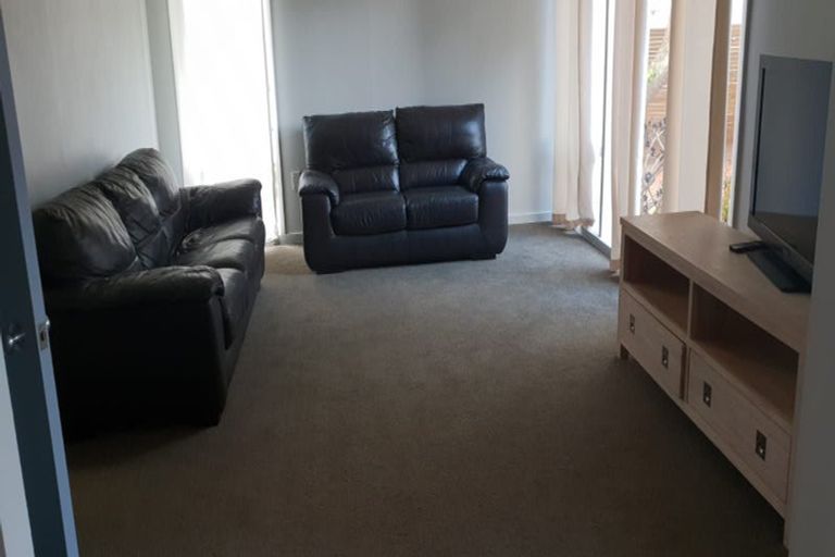 Photo of property in 53f1 Cleveland Street, Brooklyn, Wellington, 6021