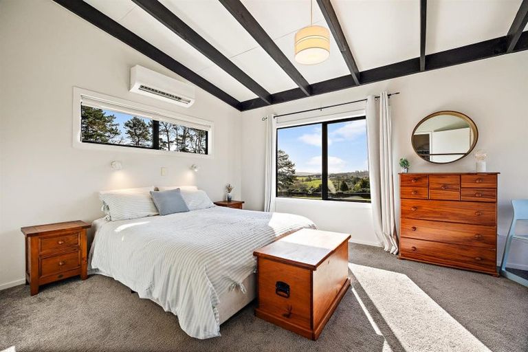 Photo of property in 1115 State Highway 16, Waimauku, 0883