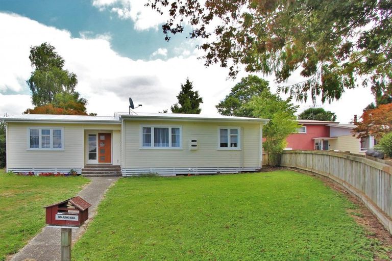 Photo of property in 4 Osborne Place, Tokoroa, 3420