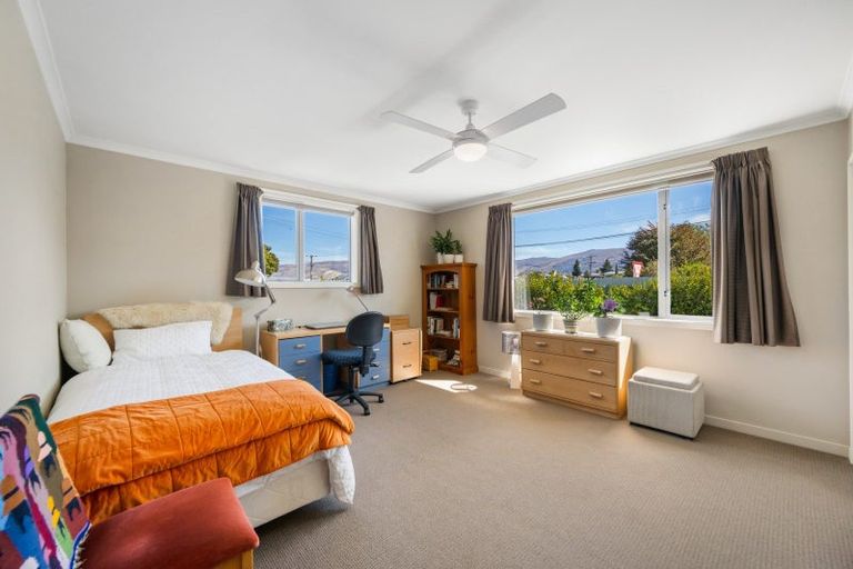 Photo of property in 49 Inniscort Street, Cromwell, 9310