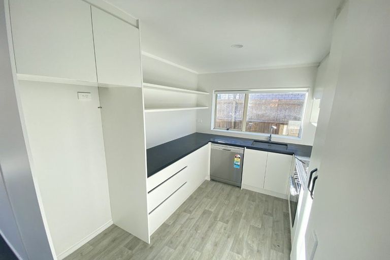Photo of property in 3/53 Robert Skelton Place, Clendon Park, Auckland, 2103