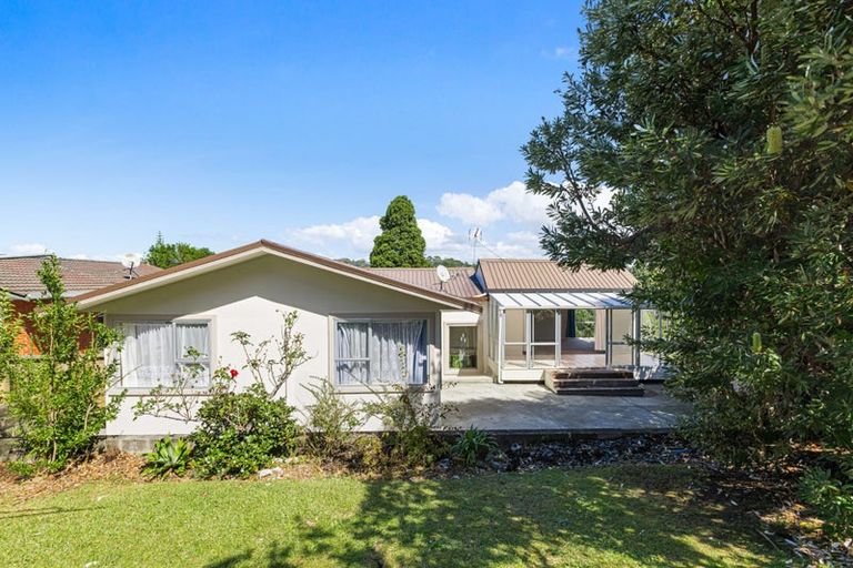 Photo of property in 23 Glamorgan Drive, Torbay, Auckland, 0630
