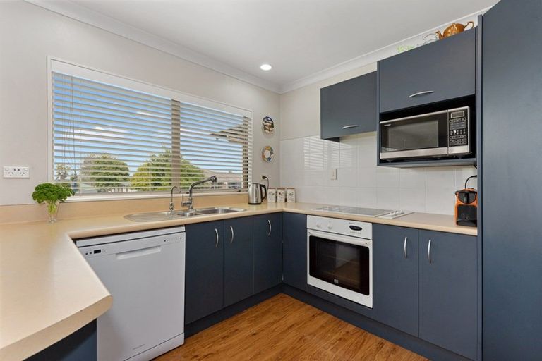 Photo of property in 9 Loveridge Place, Morrinsville, 3300