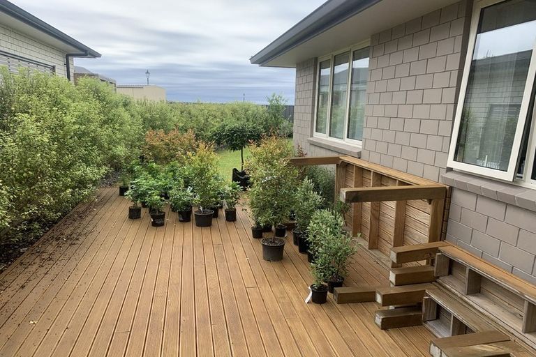 Photo of property in Waterview Estate, 86/4 Greystone Place, Omokoroa, 3114