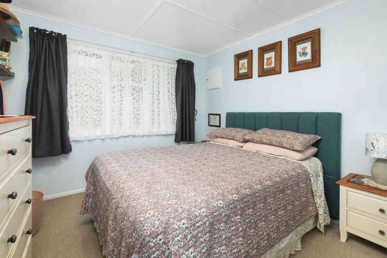 Photo of property in 15 Clive Road, Katikati, 3129