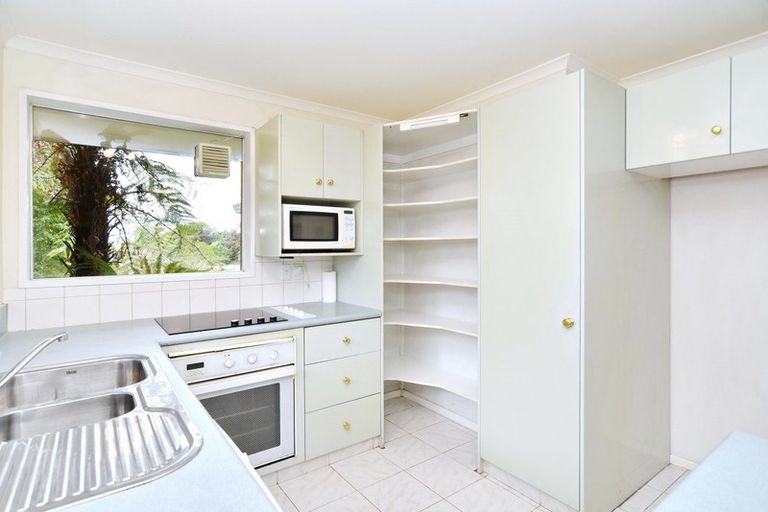 Photo of property in 10 Rachel Place, Avonhead, Christchurch, 8042