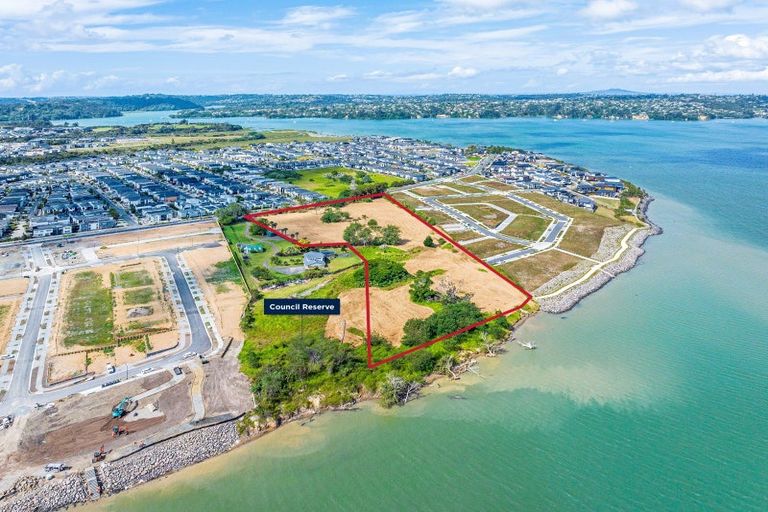 Photo of property in 16a Scott Road, Hobsonville, Auckland, 0616