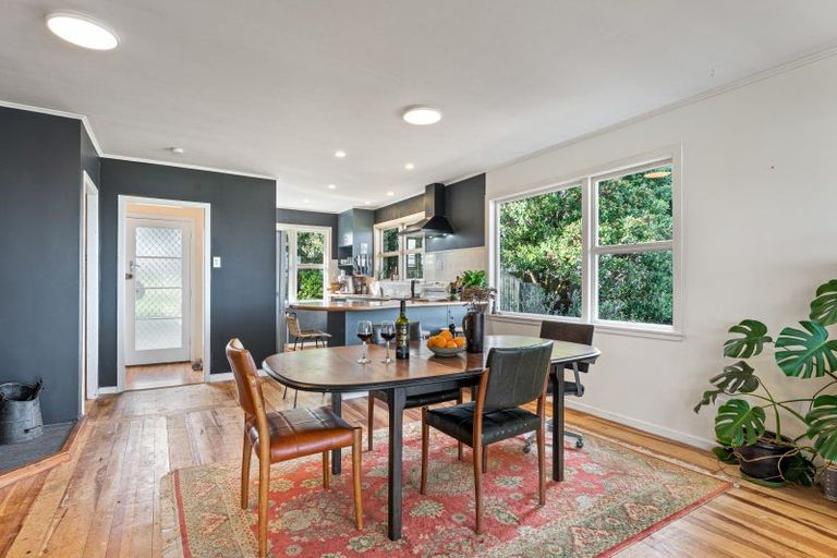 Photo of property in 6 Tainui Street, Castlecliff, Whanganui, 4501