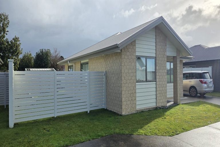 Photo of property in 63a Te Manatu Drive, Huntington, Hamilton, 3210