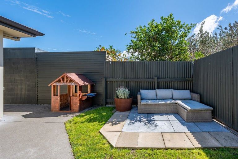 Photo of property in 9b Avenue Road, Greenmeadows, Napier, 4112
