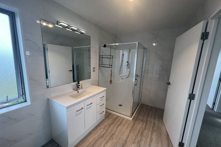 Photo of property in 117 Alec Craig Way, Gulf Harbour, Whangaparaoa, 0930