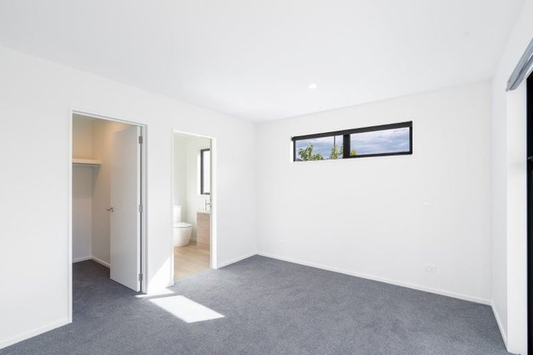 Photo of property in 16 Maple Lane, Huapai, Kumeu, 0810