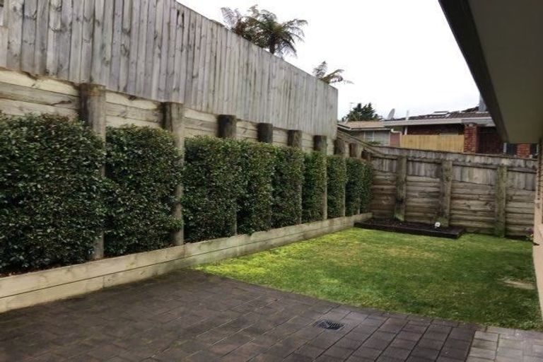 Photo of property in 98a Kawaha Point Road, Kawaha Point, Rotorua, 3010