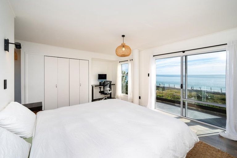 Photo of property in 225 Clifton Road, Te Awanga, 4102