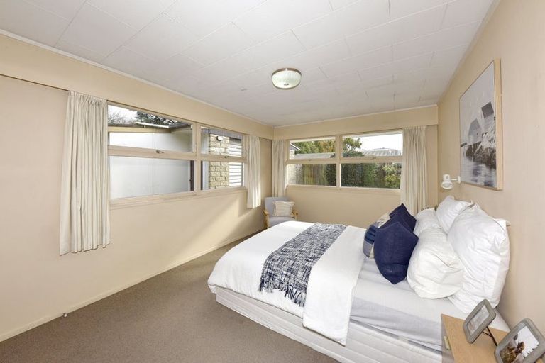 Photo of property in 19 Ashfield Place, Ilam, Christchurch, 8041