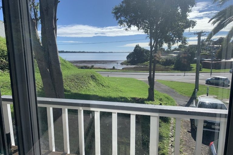 Photo of property in 238 Welcome Bay Road, Welcome Bay, Tauranga, 3112