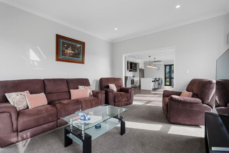 Photo of property in 3 Oceania Sands Way, Papamoa Beach, Papamoa, 3118