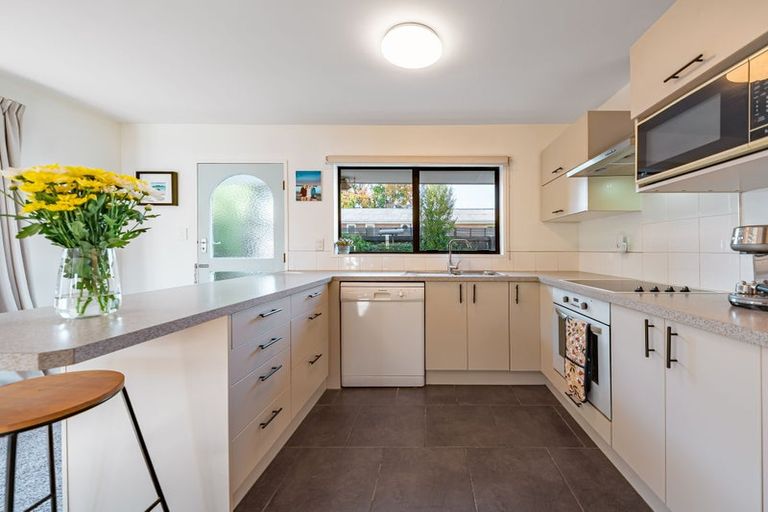Photo of property in 2/35 New Brighton Road, Shirley, Christchurch, 8061