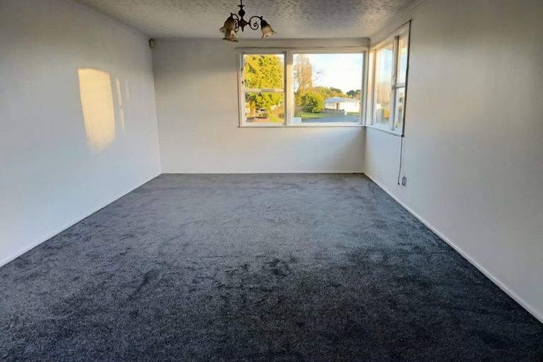 Photo of property in 146 Chichester Drive, Rosehill, Papakura, 2113