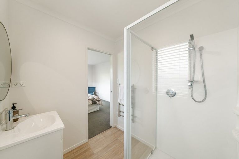 Photo of property in 84 Riverstone Drive, Riverstone Terraces, Upper Hutt, 5018