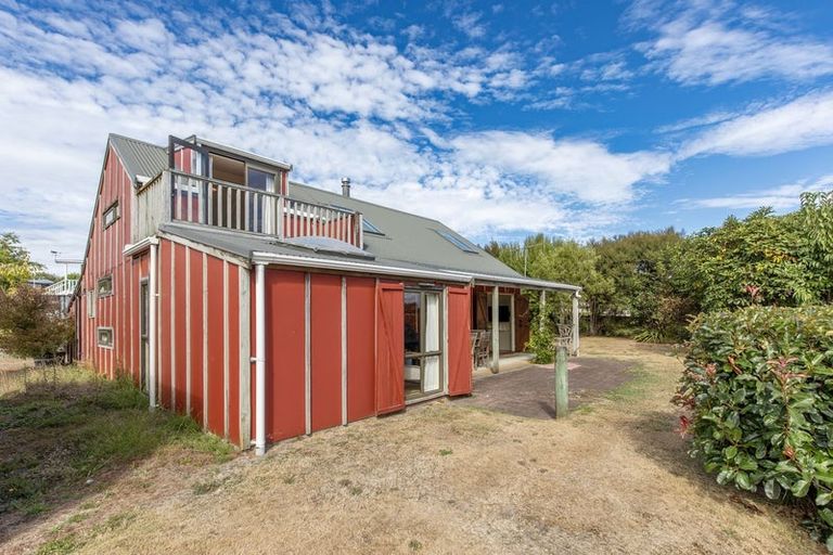 Photo of property in 5 Kahotea Drive, Motuoapa, 3382